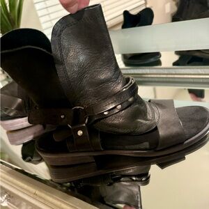 Free People Black Shoes